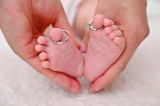 库尔勒四个月宝宝不爱笑 库尔勒四个月宝宝不爱笑