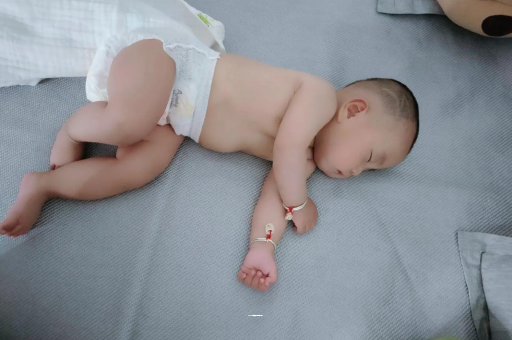 库尔勒宝宝积食发烧怎么处理